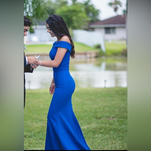 Sherri Hill Blue Off the shoulder dress - Picture 5 of 6